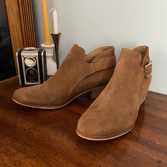Susina Aby Suede Ankle Booties Sz 8.5 Light Brown - Picture 2 of 8
